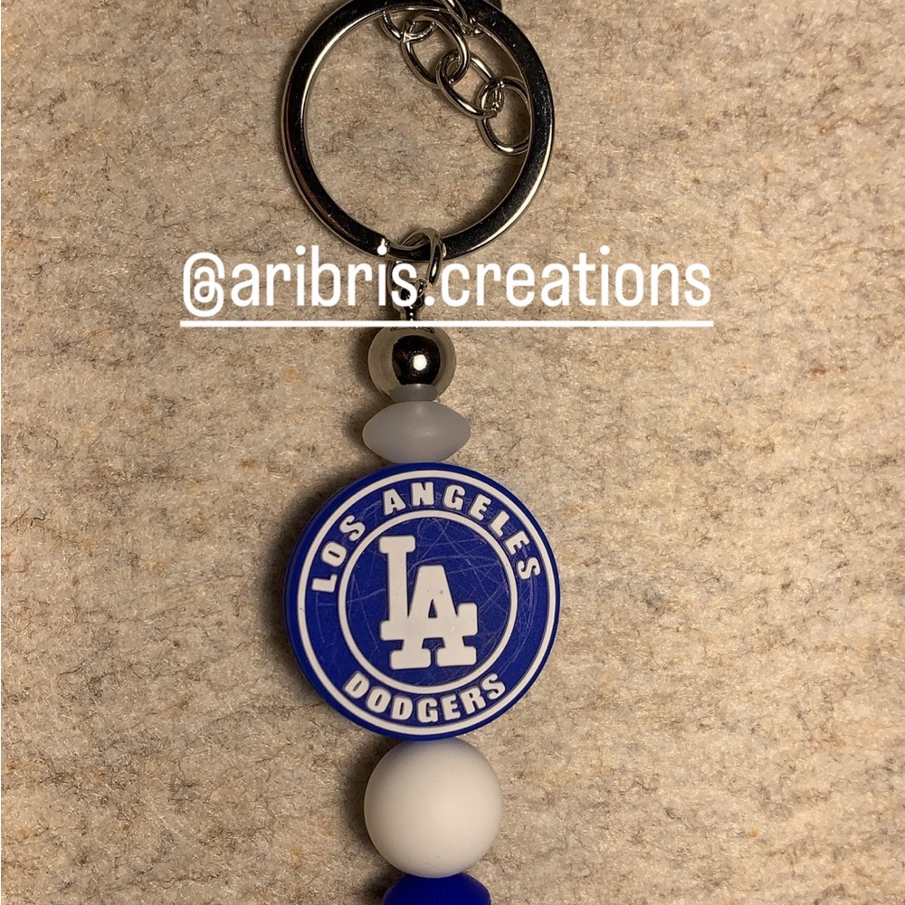 DODGERS CUSTOMIZED FOCAL BEAD KEYCHAIN